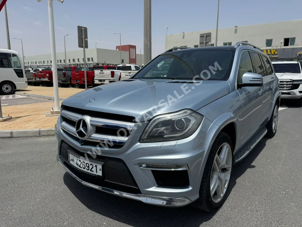 مرسيدس - بنز  جي ال  500  2014  اوتوماتيك  76,000 كم  8 سلندر  دفع رباعي  اس يو في  فضي