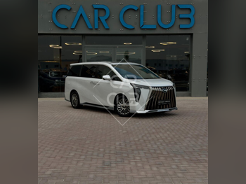 جاك  ام 8  جي ال  2025  اوتوماتيك  31,000 كم  4 سلندر  دفع خلفي  فان \ باص  أبيض  تحت الضمان