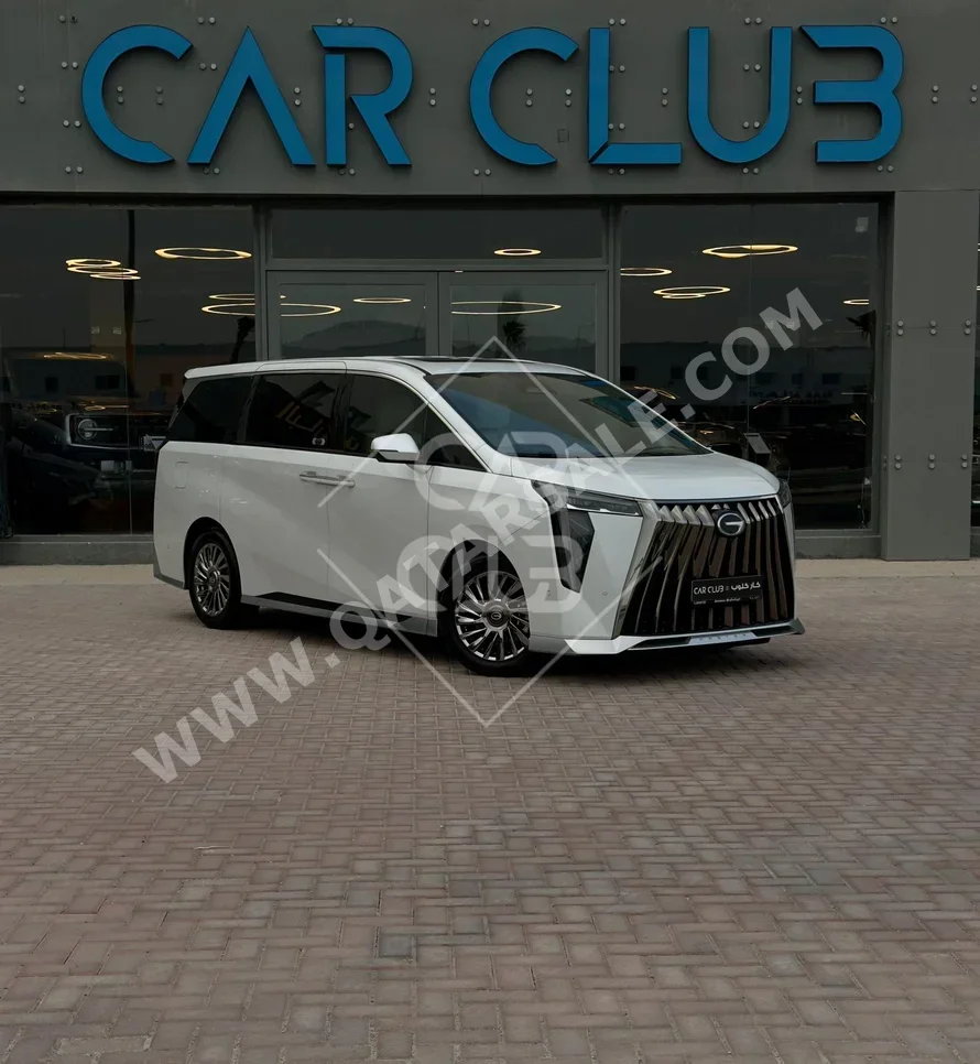 جاك  ام 8  جي ال  2025  اوتوماتيك  31,000 كم  4 سلندر  دفع خلفي  فان \ باص  أبيض  تحت الضمان