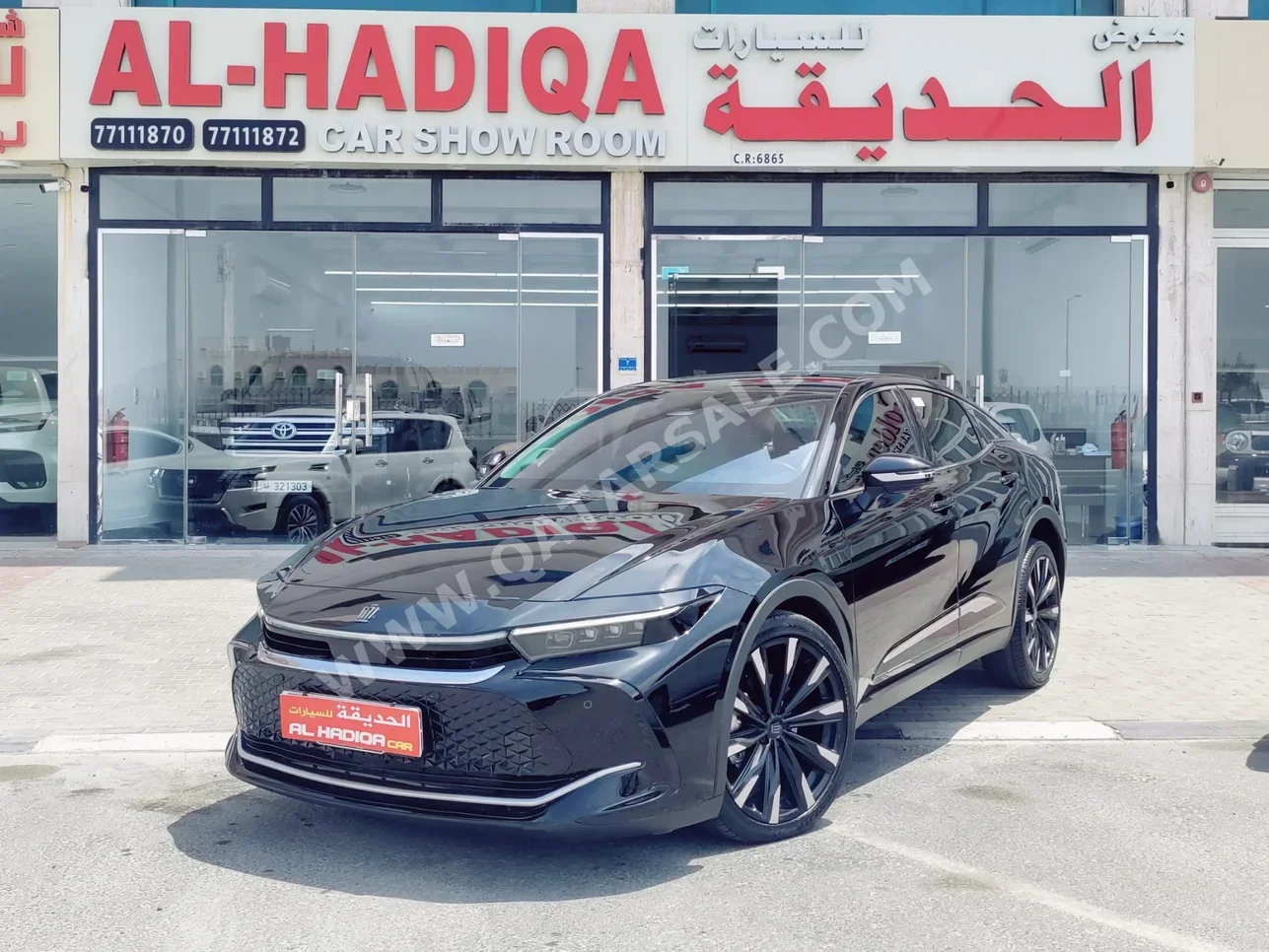 Toyota  Crown  Hybrid  2023  Automatic  14,000 Km  4 Cylinder  All Wheel Drive (AWD)  Sedan  Black  With Warranty