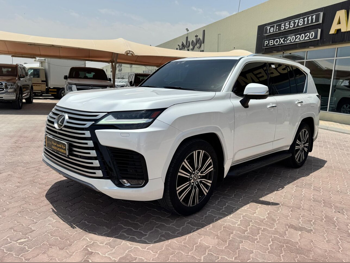 Lexus  LX  600 VIP  2023  Automatic  51,000 Km  6 Cylinder  Four Wheel Drive (4WD)  SUV  White  With Warranty