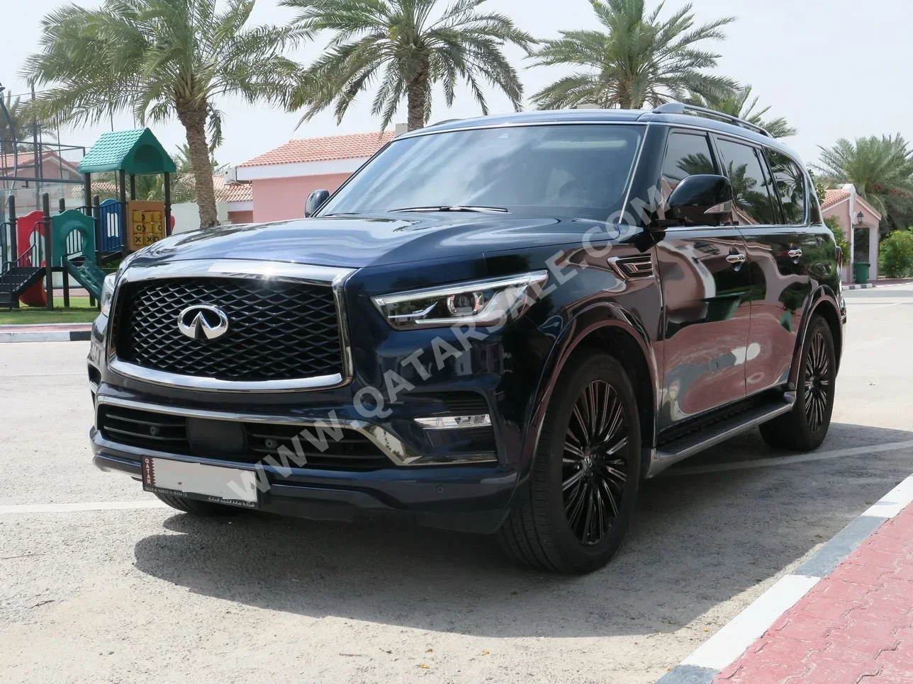 Infiniti  QX  80  2022  Automatic  80,000 Km  8 Cylinder  Four Wheel Drive (4WD)  SUV  Dark Blue  With Warranty