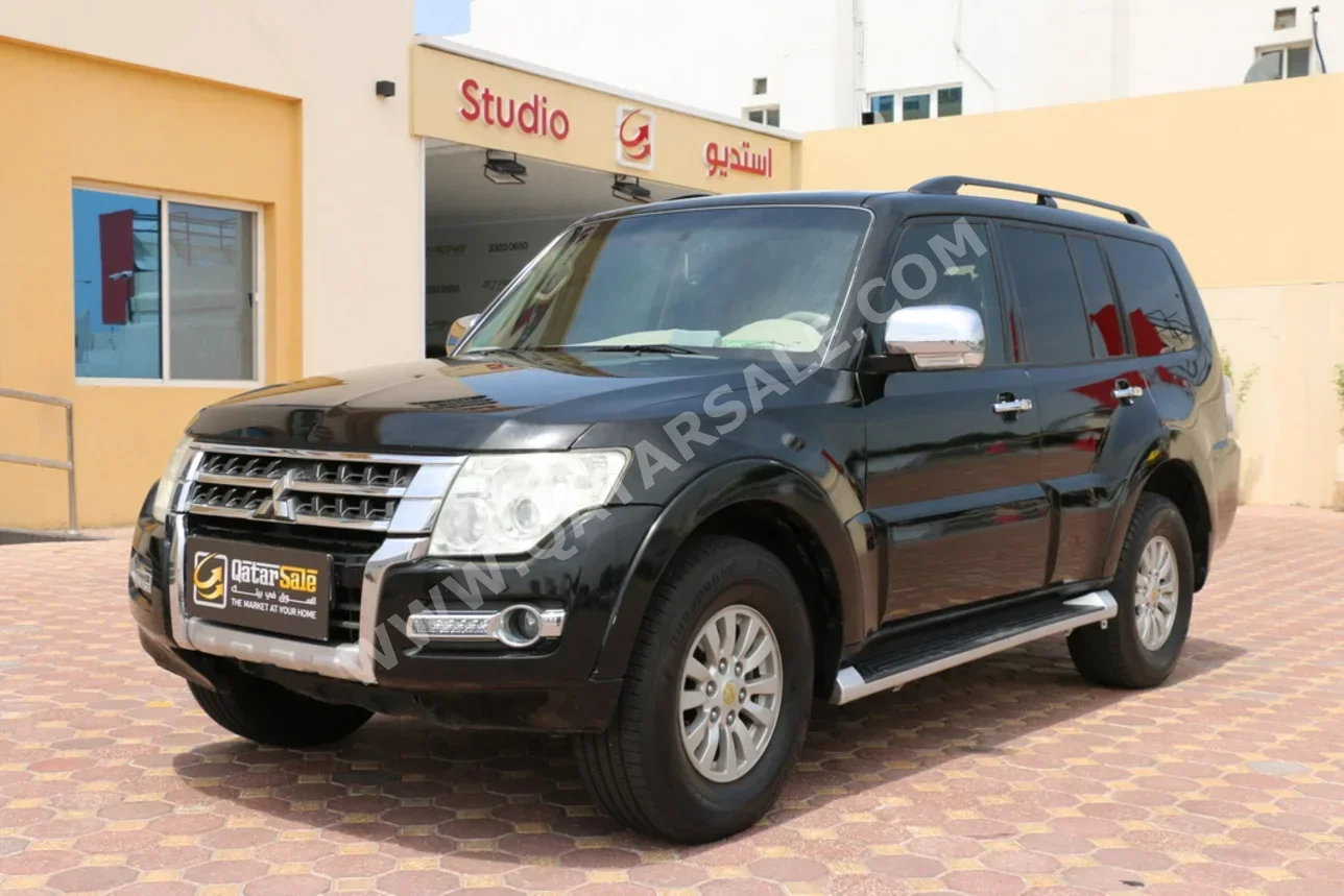 ميتسوبيشي  باجيرو  3.5  2016  اوتوماتيك  151,000 كم  6 سلندر  دفع رباعي  اس يو في  أسود