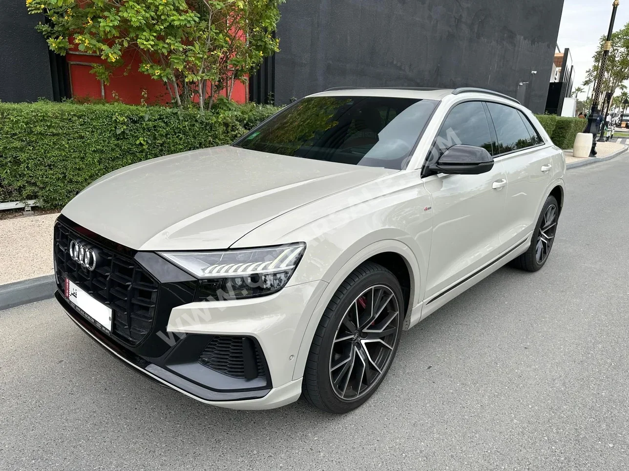 اودي  كيو 8  55 تي اف اس اي كواترو  2022  اوتوماتيك  30,000 كم  6 سلندر  دفع كلي مستمر  اس يو في  بيج ميتالك  تحت الضمان