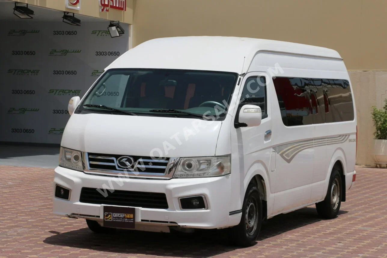 King Long  Van  2022  Manual  358,000 Km  4 Cylinder  Rear Wheel Drive (RWD)  Van / Bus  White