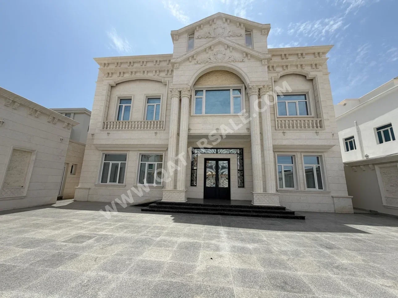 Family Residential - Not Furnished - Doha - Al Markhiya - 9 Bedrooms