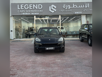 بورش  كيان  اس  2012  اوتوماتيك  221,000 كم  8 سلندر  دفع رباعي  اس يو في  أسود