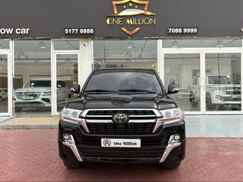 Toyota  Land Cruiser  VXR- Grand Touring S  2021  Automatic  175,000 Km  8 Cylinder  Four Wheel Drive (4WD)  SUV  Black