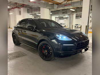 Porsche  Cayenne  GTS  2021  Automatic  69,000 Km  8 Cylinder  Four Wheel Drive (4WD)  SUV  Black  With Warranty