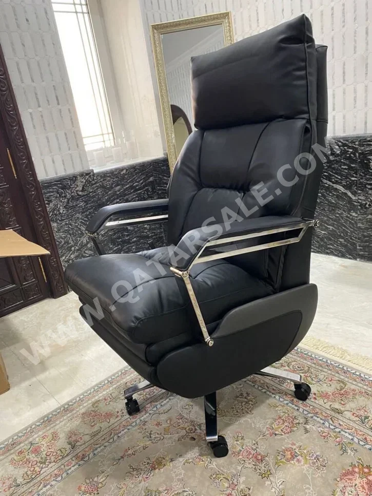 كراسي مكتب - كرسي المدير  - أسود
