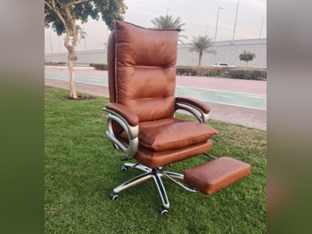 كراسي مكتب لايف ستايل  - كرسي المدير  - أحمر