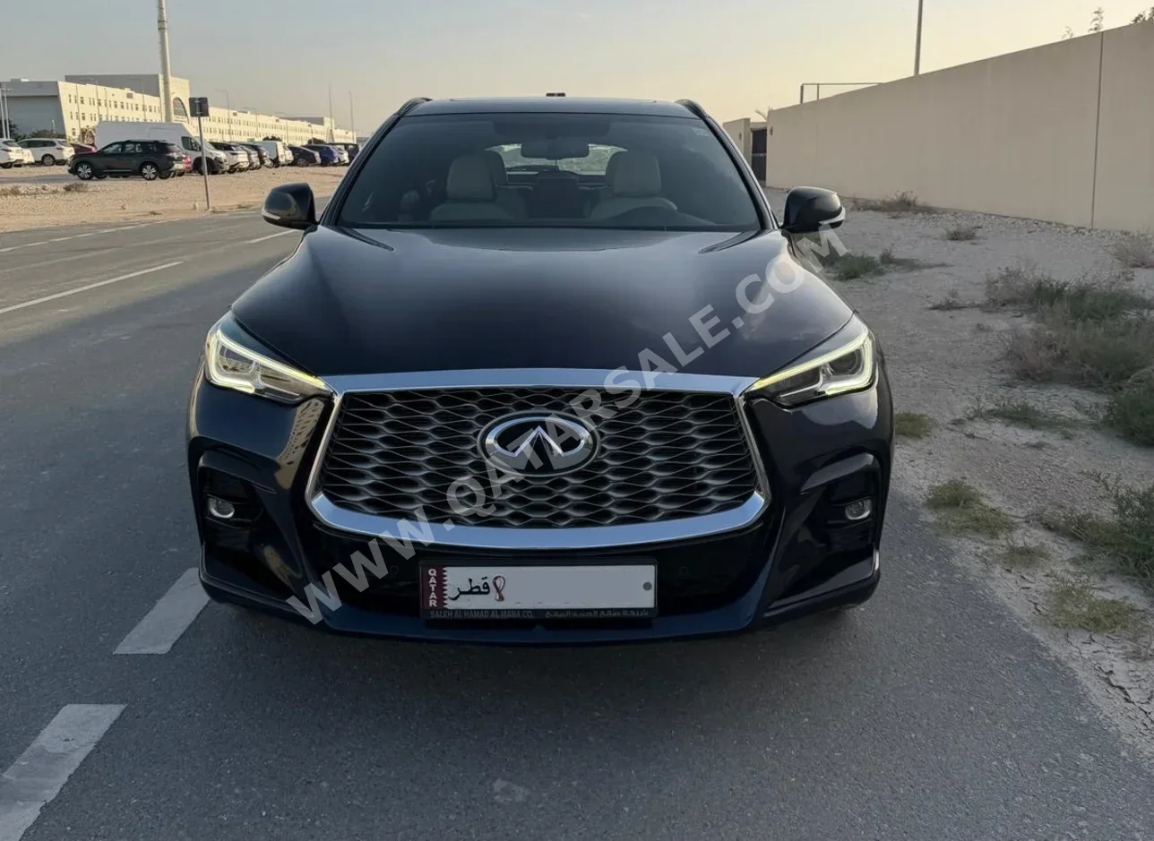 انفنيتي  كيو اكس  55  2022  اوتوماتيك  60,000 كم  6 سلندر  دفع رباعي  اس يو في  أسود