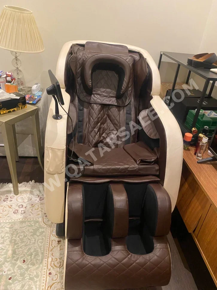Massage Chair BestMassage  White  China  M8  All Body  4D