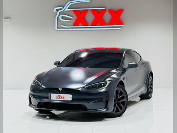 Tesla  Model S  Plaid  2024  Automatic  17,000 Km  4 Cylinder  All Wheel Drive (AWD)  Sedan  Gray  With Warranty