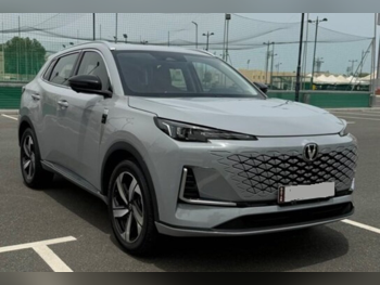 تشانجان  يوني- اس  2025  اوتوماتيك  20,000 كم  4 سلندر  سحب امامي  اس يو في  رمادي  تحت الضمان