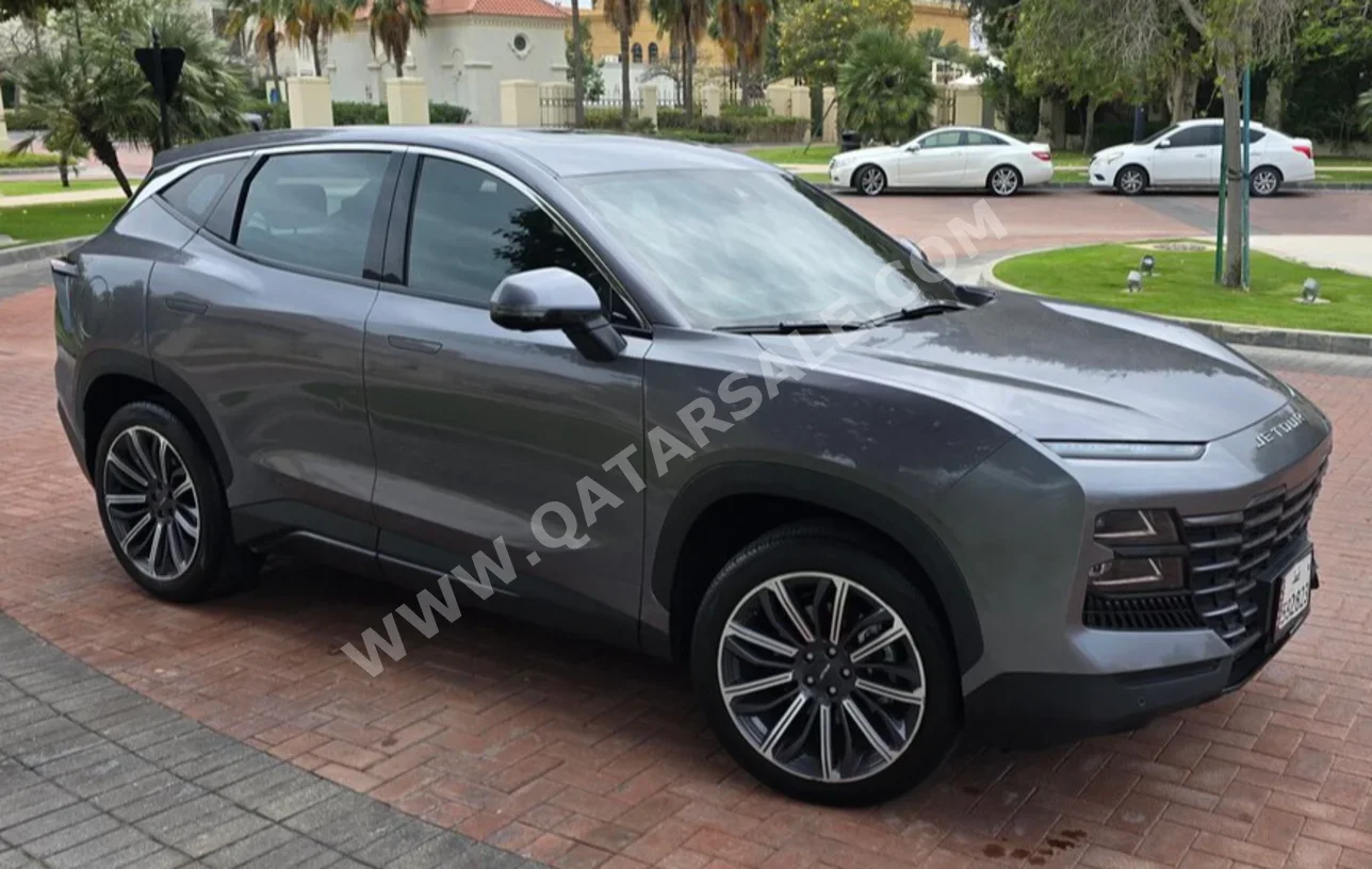 Jetour  Dashing  Flag Ship  2024  Automatic  22,000 Km  4 Cylinder  Four Wheel Drive (4WD)  SUV  Gray  With Warranty