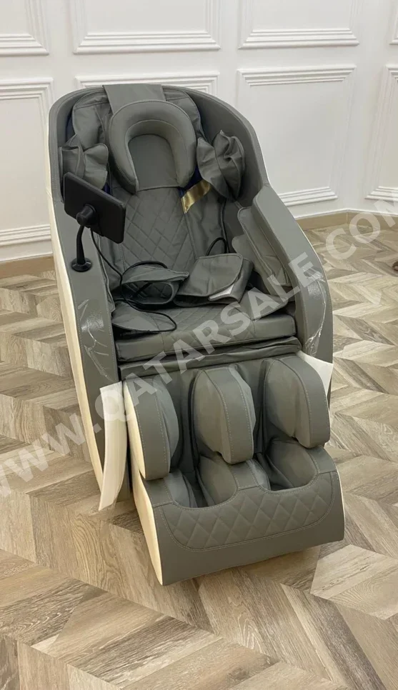 Massage Chair Gray  China  All Body  4D