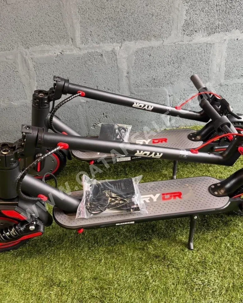 Scooters Electric Scooter  - Black  - Foldable