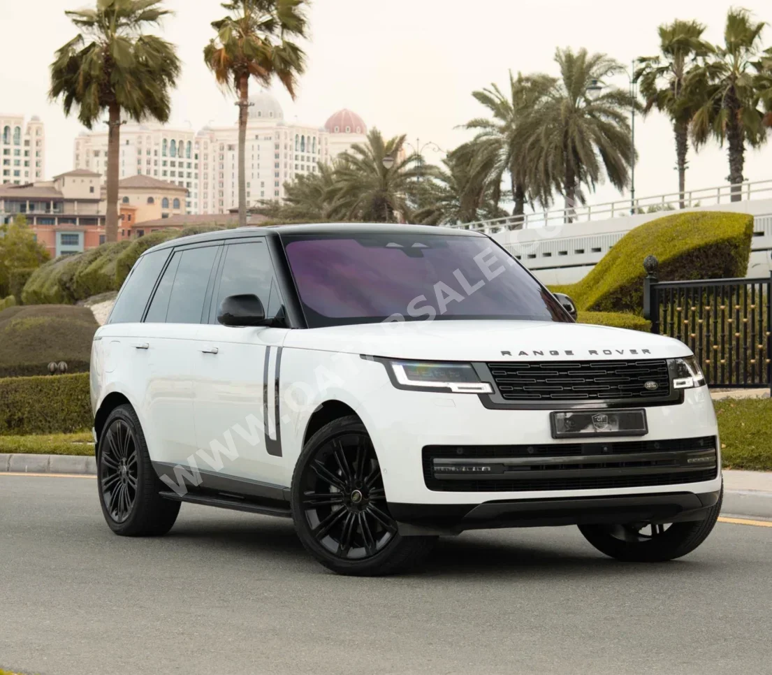 Land Rover  Range Rover  Velar SE  2023  Automatic  50,000 Km  6 Cylinder  Four Wheel Drive (4WD)  SUV  White  With Warranty