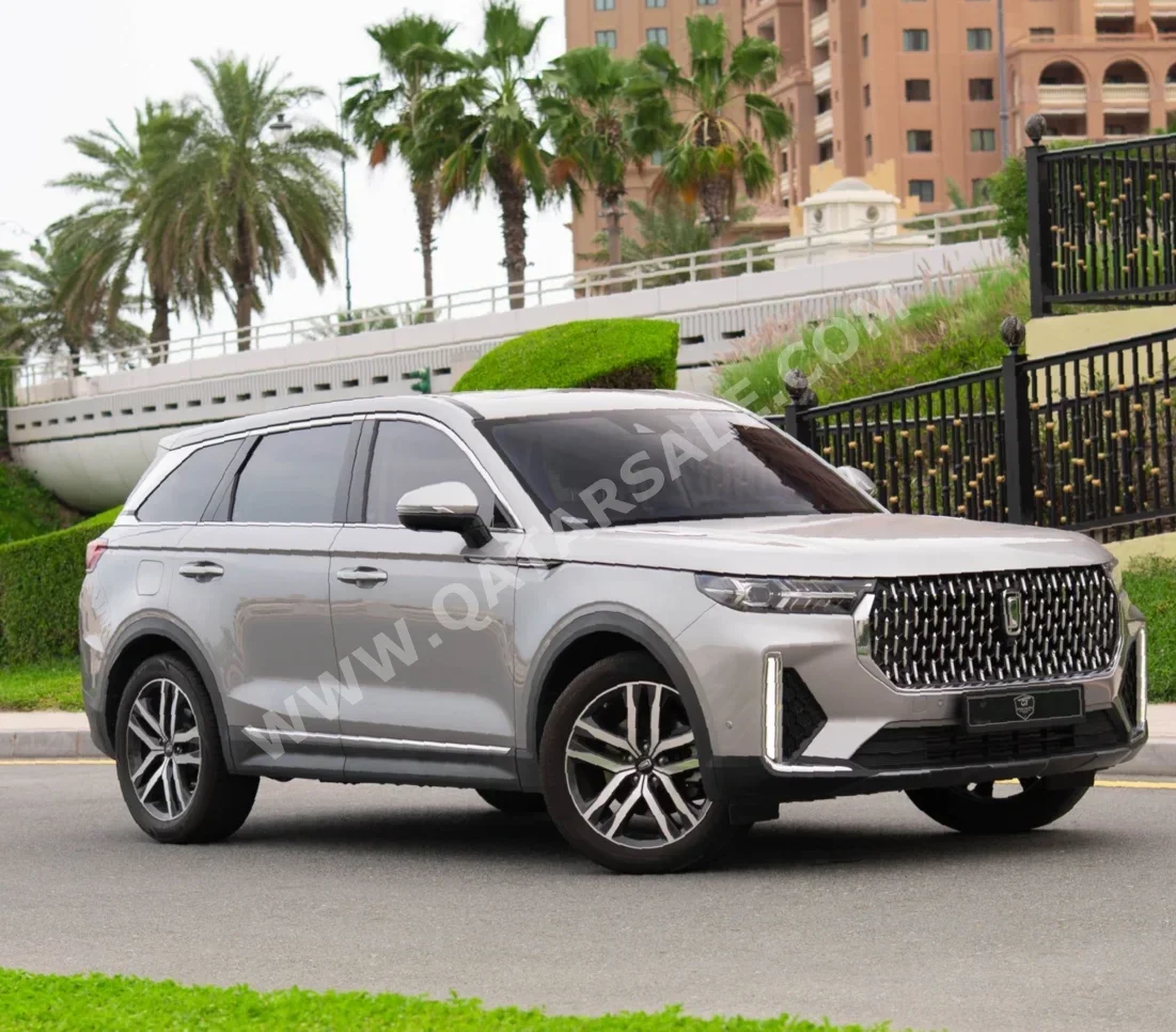 بيستون  تي 99  2022  اوتوماتيك  24,000 كم  6 سلندر  دفع كلي مستمر  اس يو في  فضي و أسود  تحت الضمان