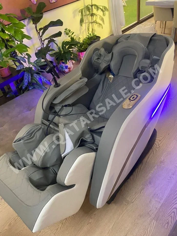 Massage Chair BestMassage  White  China  All Body  4D