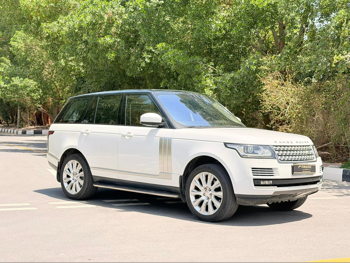 لاند روفر  رنج روفر  فوج اس اي  2016  اوتوماتيك  174,000 كم  8 سلندر  دفع رباعي  اس يو في  أبيض