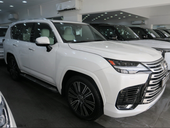 Lexus  LX  700 h  2025  Automatic  6,900 Km  6 Cylinder  Four Wheel Drive (4WD)  SUV  White  With Warranty