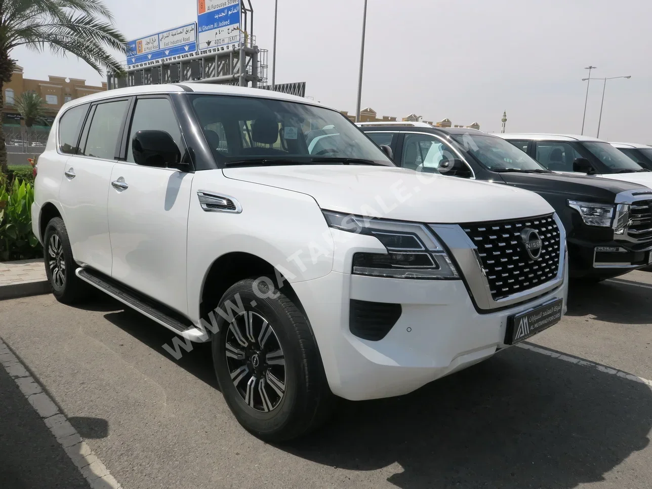 نيسان  باترول  أكس أي  2022  اوتوماتيك  21,000 كم  6 سلندر  دفع رباعي  اس يو في  أبيض  تحت الضمان