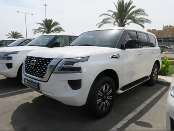 نيسان  باترول  أكس أي  2022  اوتوماتيك  46,000 كم  6 سلندر  دفع رباعي  اس يو في  أبيض  تحت الضمان