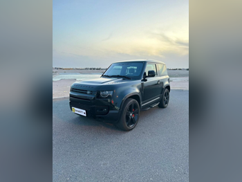 لاند روفر  ديفيندر  90  2022  اوتوماتيك  112,000 كم  6 سلندر  دفع رباعي  اس يو في  أسود