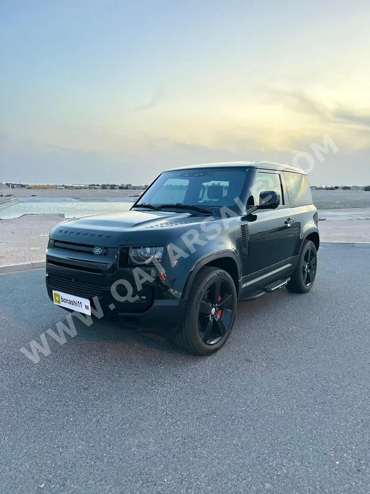 لاند روفر  ديفيندر  90  2022  اوتوماتيك  112,000 كم  6 سلندر  دفع رباعي  اس يو في  أسود