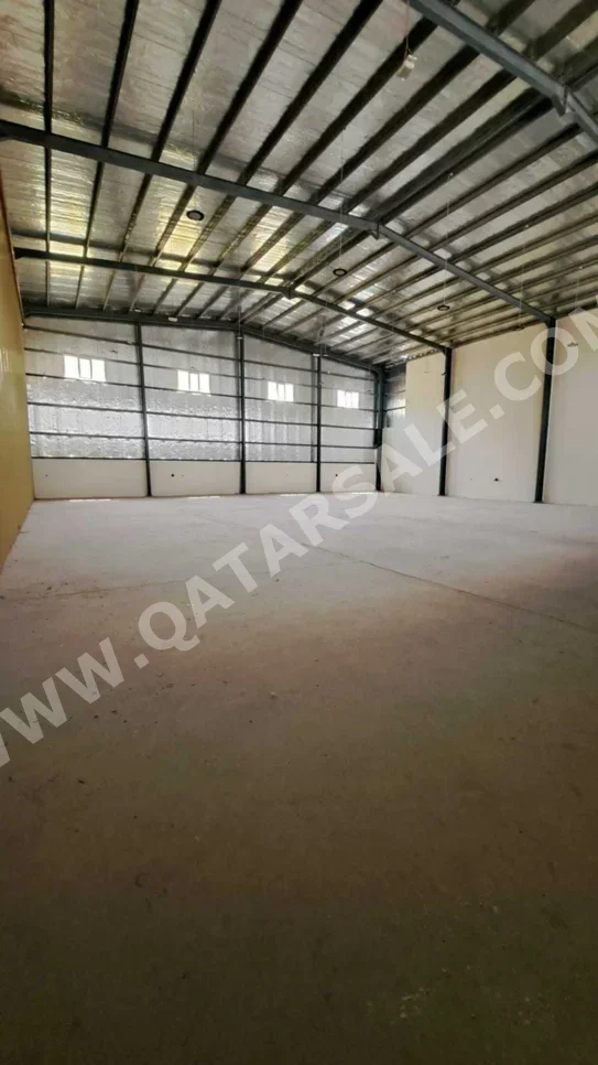 Warehouses & Stores - Al Wakrah  - Barkit Al Awamer  -Area Size: 2000 Square Meter