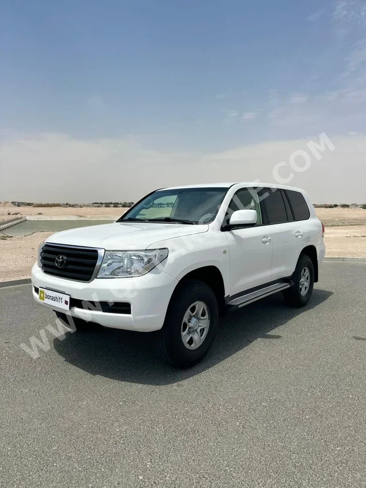 Toyota  Land Cruiser  G  2011  Automatic  286,032 Km  6 Cylinder  Four Wheel Drive (4WD)  SUV  White