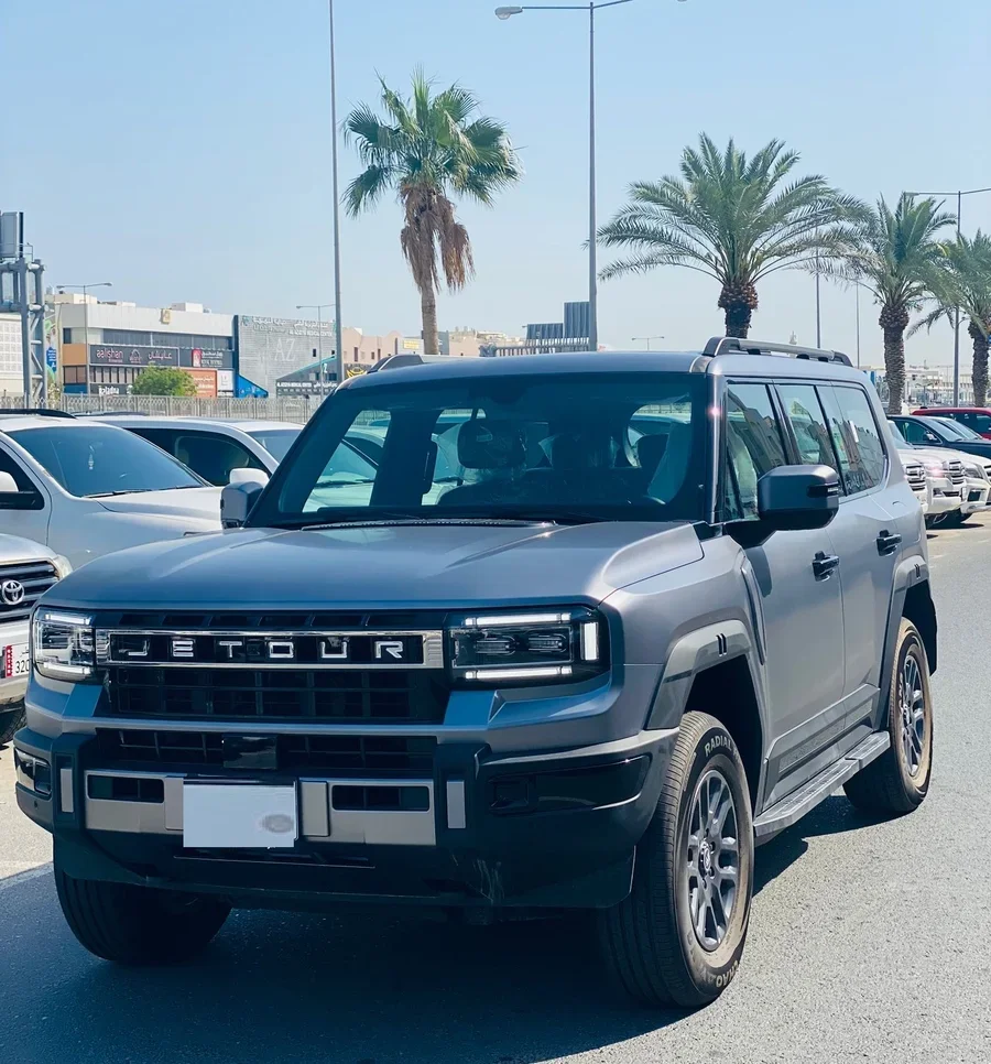 Jetour G700 2026 Automatic 0 Km 4 Cylinder Four Wheel Drive (4WD) SUV Gray Matte With Warranty