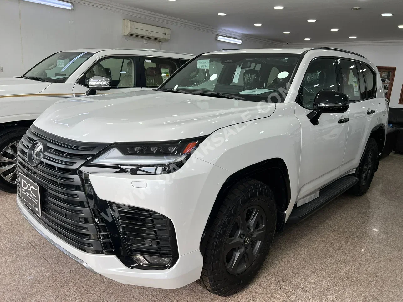 لكزس  ال اكس  600 اوفرتريل  2025  اوتوماتيك  0 كم  6 سلندر  دفع رباعي  اس يو في  أبيض  تحت الضمان