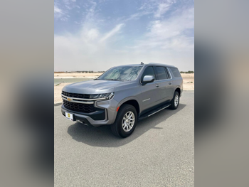 GMC  Suburban  LS  2021  Automatic  183,798 Km  8 Cylinder  Front Wheel Drive (FWD)  SUV  Gray