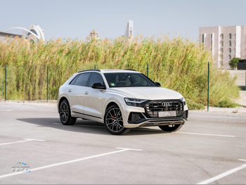 Audi  Q8  S-Line  2022  Automatic  32,180 Km  6 Cylinder  All Wheel Drive (AWD)  SUV  White