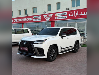 لكزس  ال اكس  600 اف سبورت  2023  اوتوماتيك  12,000 كم  6 سلندر  دفع رباعي  اس يو في  أبيض  تحت الضمان