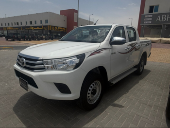 Toyota  Hilux  2025  Automatic  0 Km  4 Cylinder  Four Wheel Drive (4WD)  Pick Up  White  With Warranty