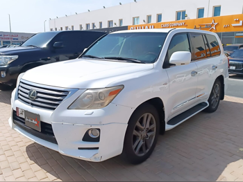 لكزس  ال اكس  570  2011  اوتوماتيك  379,913 كم  8 سلندر  دفع رباعي  اس يو في  أبيض