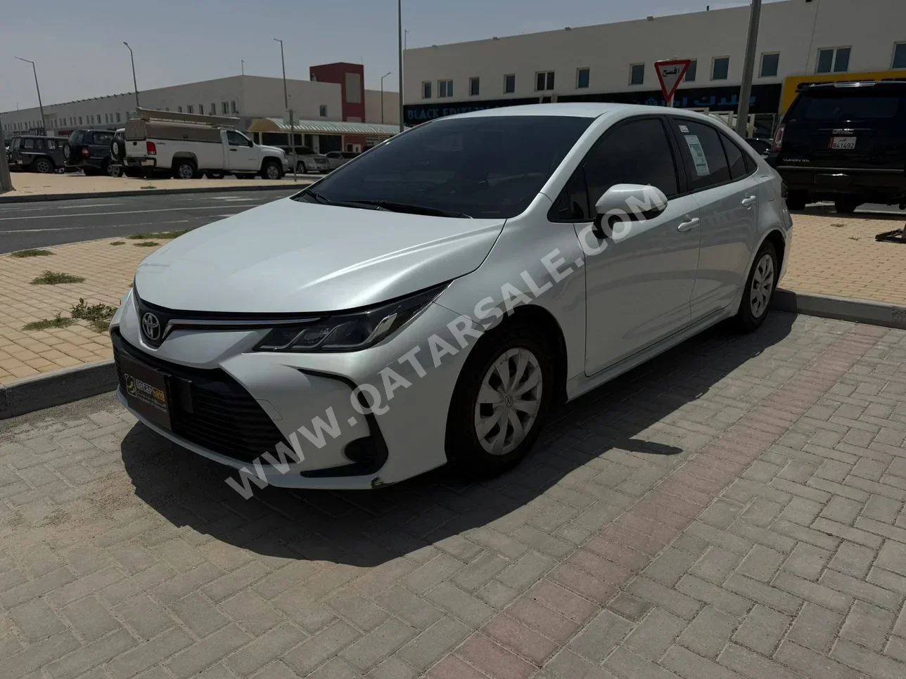 Toyota  Corolla  XLI  2023  Automatic  129,000 Km  4 Cylinder  Front Wheel Drive (FWD)  Sedan  White