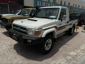 Toyota  Land Cruiser  LX  2018  Manual  362,000 Km  6 Cylinder  Four Wheel Drive (4WD)  Pick Up  White