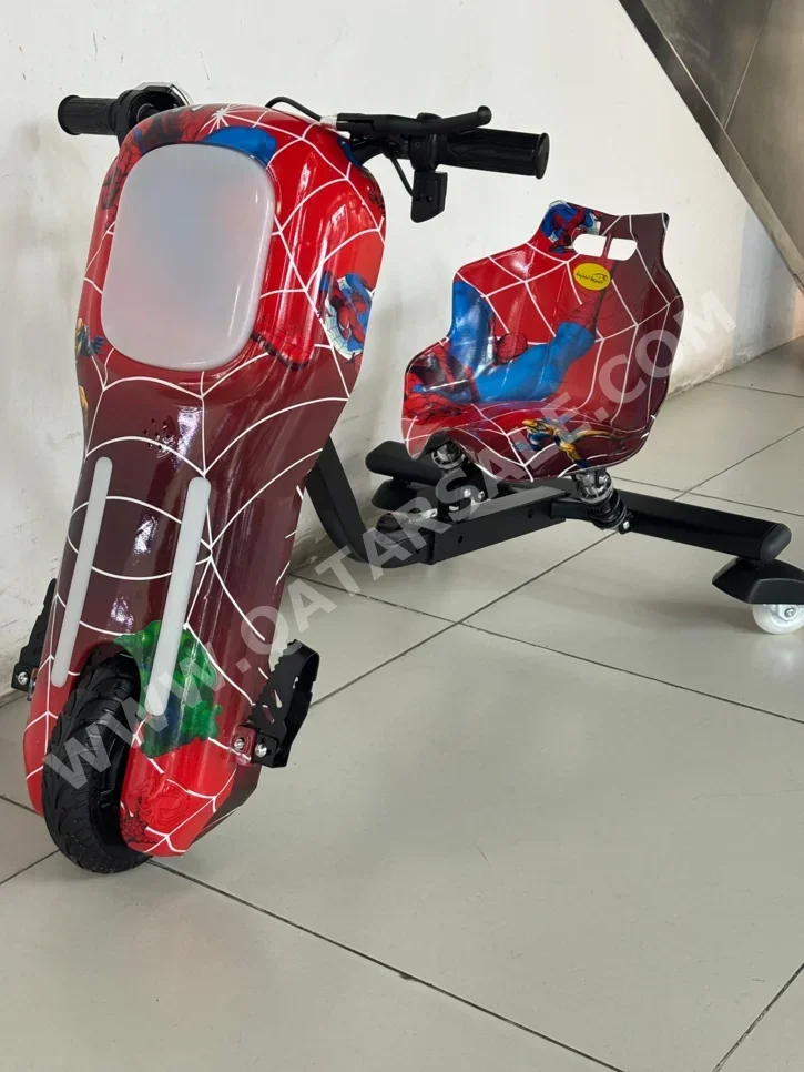 سكوترات سكوتر ترابي  - أحمر
