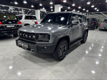 جيتور  تي 2  لكجري  2025  اوتوماتيك  18,000 كم  4 سلندر  دفع رباعي  اس يو في  رمادي  تحت الضمان