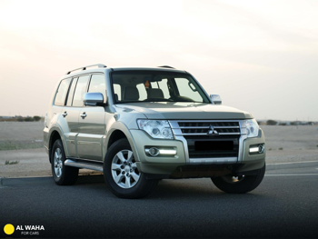 Mitsubishi  Pajero  GLS  2020  Automatic  41,000 Km  6 Cylinder  Four Wheel Drive (4WD)  SUV  Beige