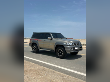 نيسان  باترول  سوبر سفاري  2020  اوتوماتيك  75,000 كم  6 سلندر  دفع رباعي  اس يو في  ذهبي  تحت الضمان