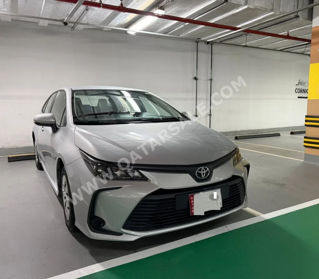 Toyota  Corolla  2020  Automatic  54,100 Km  4 Cylinder  Front Wheel Drive (FWD)  Sedan  Gray
