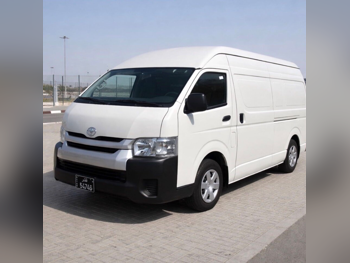 Toyota  Hiace  4 Cylinder  VAN  White  2024