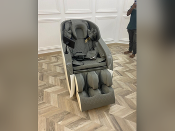 كرسي التدليك اللون البيج  الصين  كل الجسم  رباعي الأبعاد