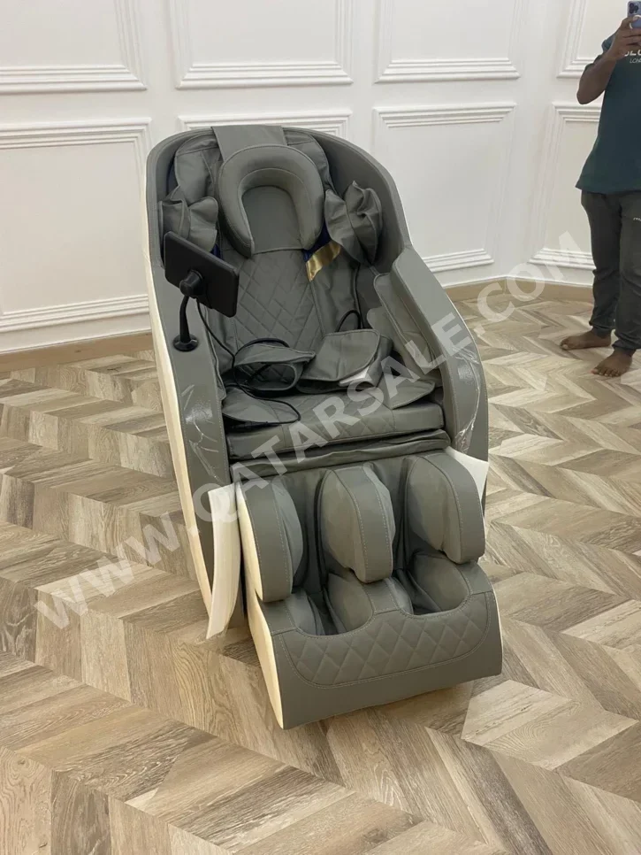 Massage Chair Beige  China  All Body  4D